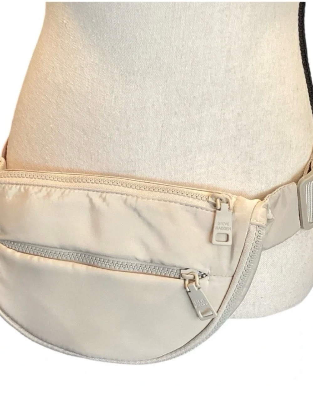 Steve Madden Cream Crossbody Belt Bag